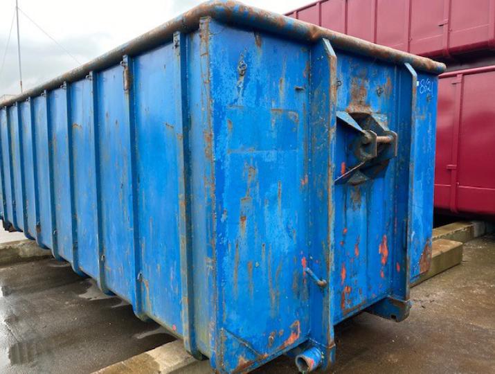 Haakarm container hoge bak gebruikt